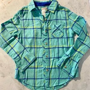 Girls plaid shirt. Long sleeve.
